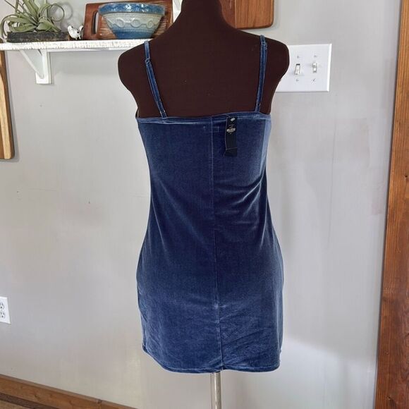 NWT Hollister Co womens velour mini slip dress size XS dusty blue fall event wed - Picture 4 of 10